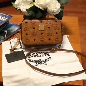 camera bag mcm